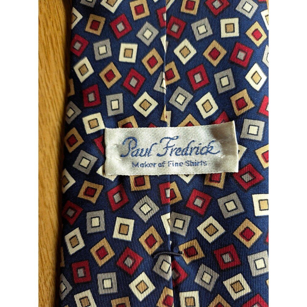 VTG Paul Fredrick Men's Woven Silk Geometric Tie Navy Red Beige White 57”x4”